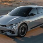 Los 5 autos más cómodos para manejar largas distancias del 2026 »